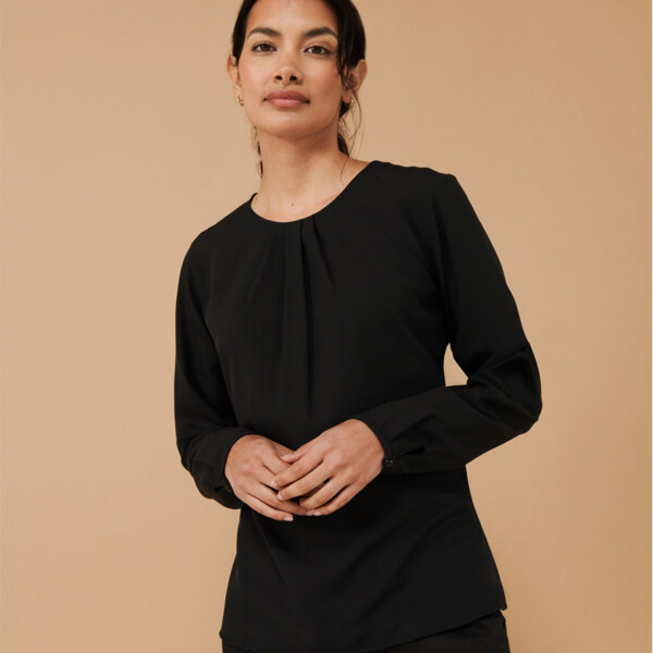 Henbury Ladies Pleat Front Long Sleeve Blouse Thumbnail